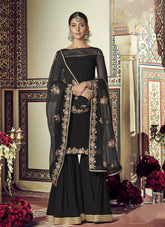 Easy Looking Salwar Suit in Black