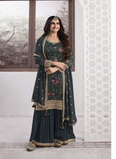 Green Colour Salwar Suit Looking Smashing
