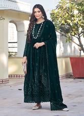 Current Salwar Suit in Green Colour