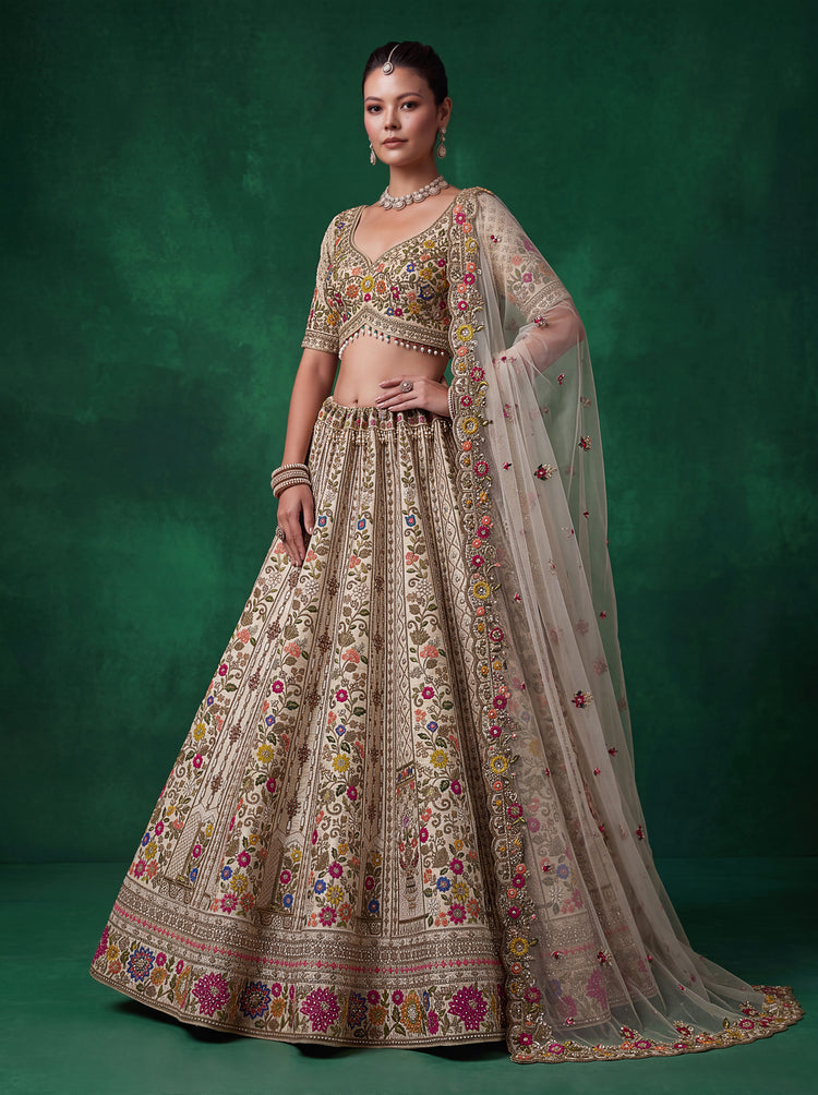Ivory Gadhwal Silk Bridal Lehenga Choli with Floral Kalash Embroidery, photo 2