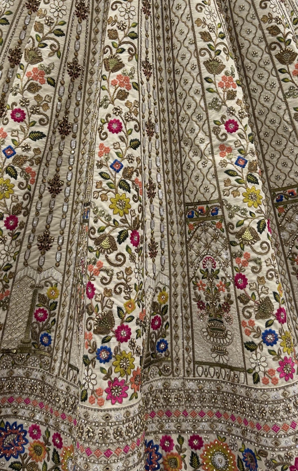 Ivory Gadhwal Silk Bridal Lehenga Choli with Floral Kalash Embroidery, close-up 1