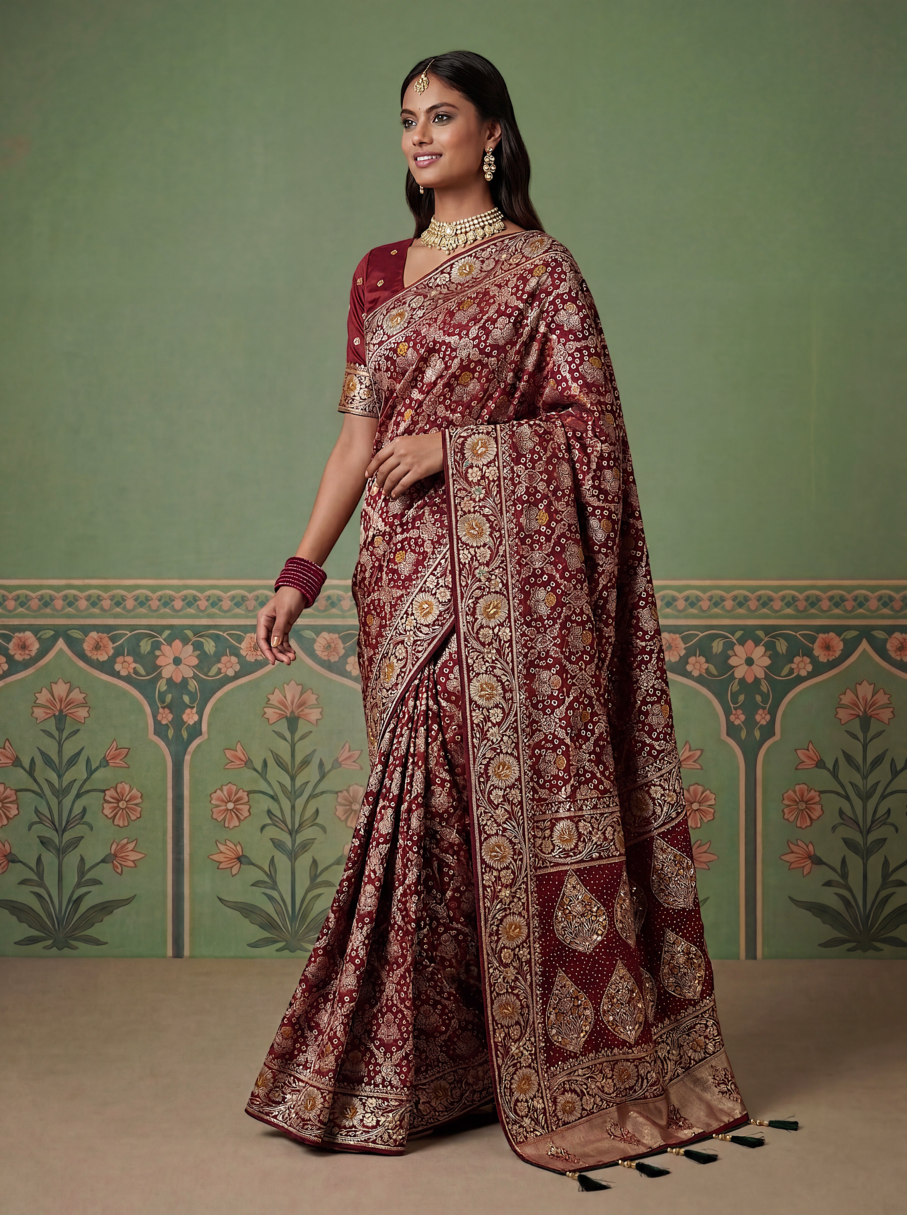 Maroon Pashmina Silk Zari Woven Saree with Gold Border & Unstitched Blouse