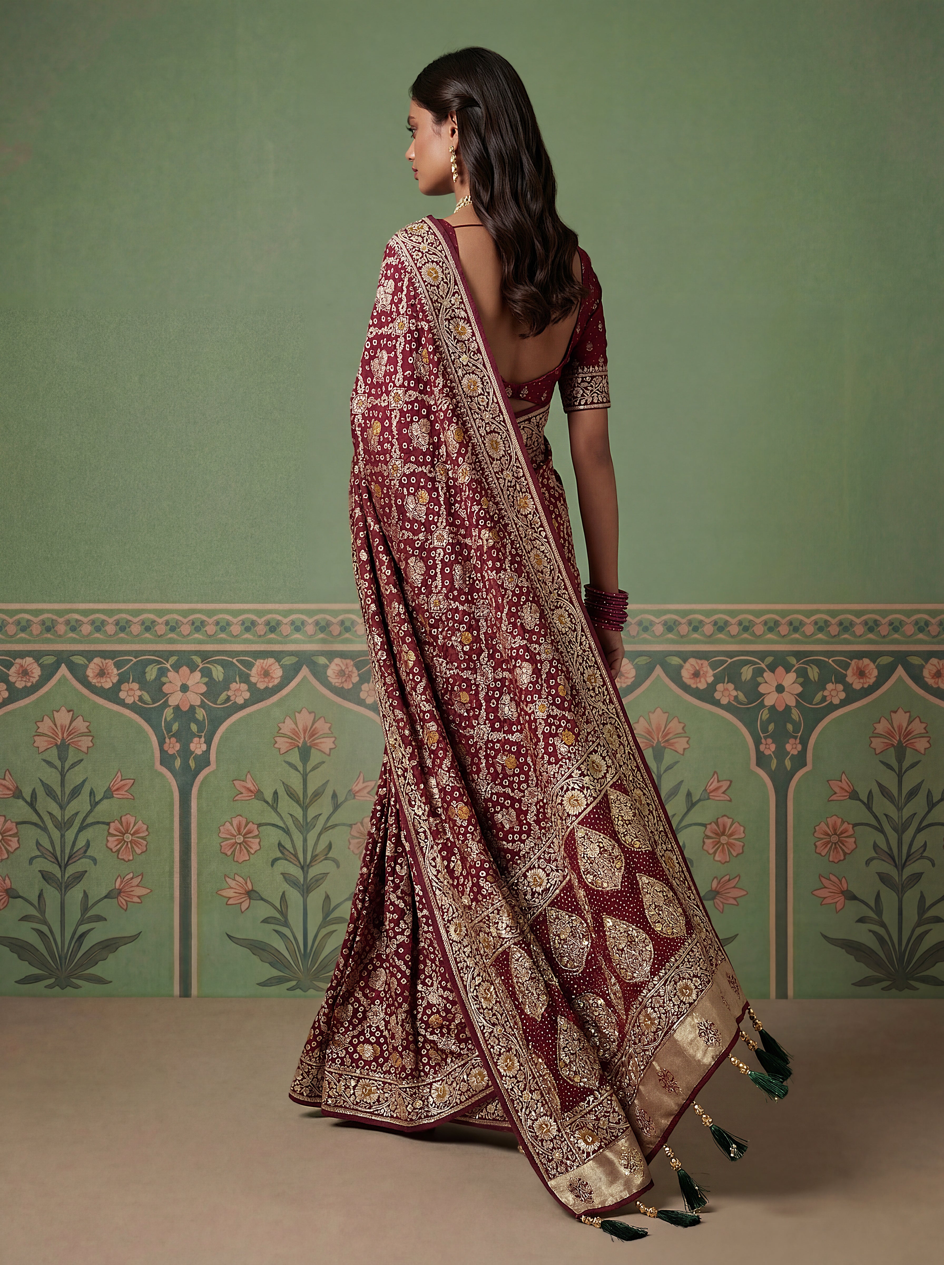 Maroon Pashmina Silk Zari Woven Saree with Gold Border & Unstitched Blouse
