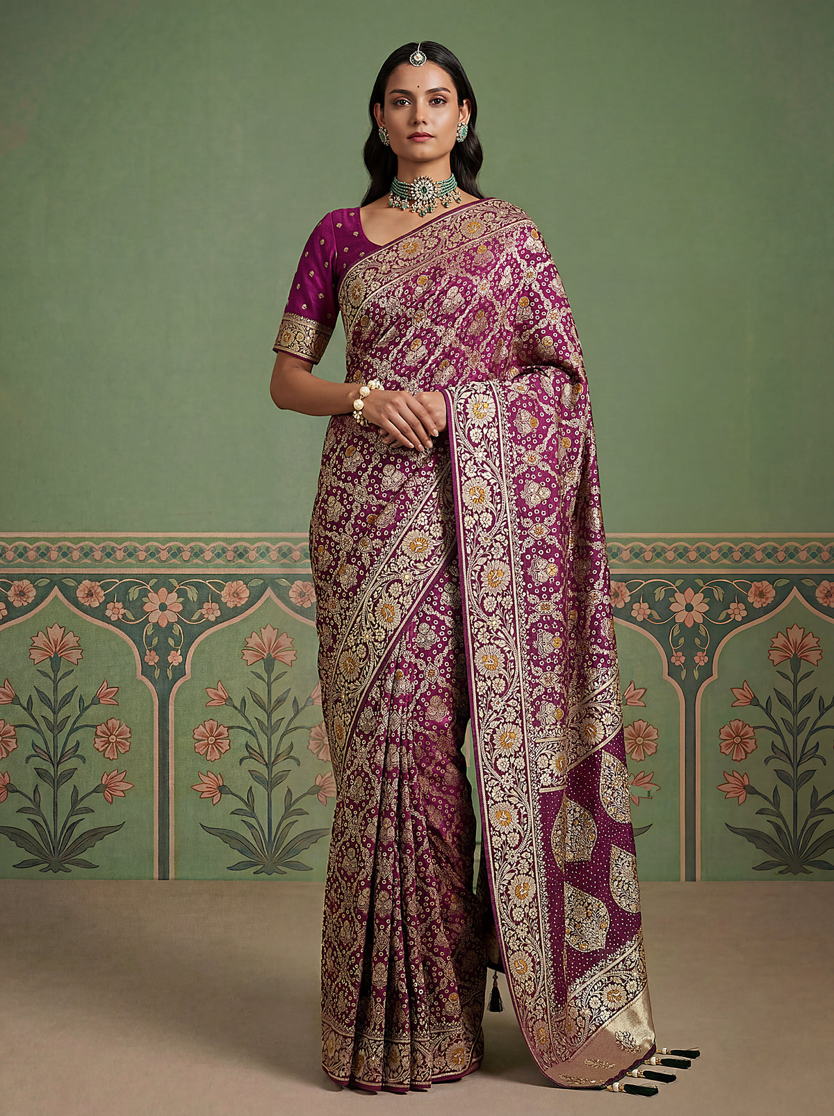 Purple Pashmina Silk Zari Woven Saree with Gold Border & Unstitched Blouse