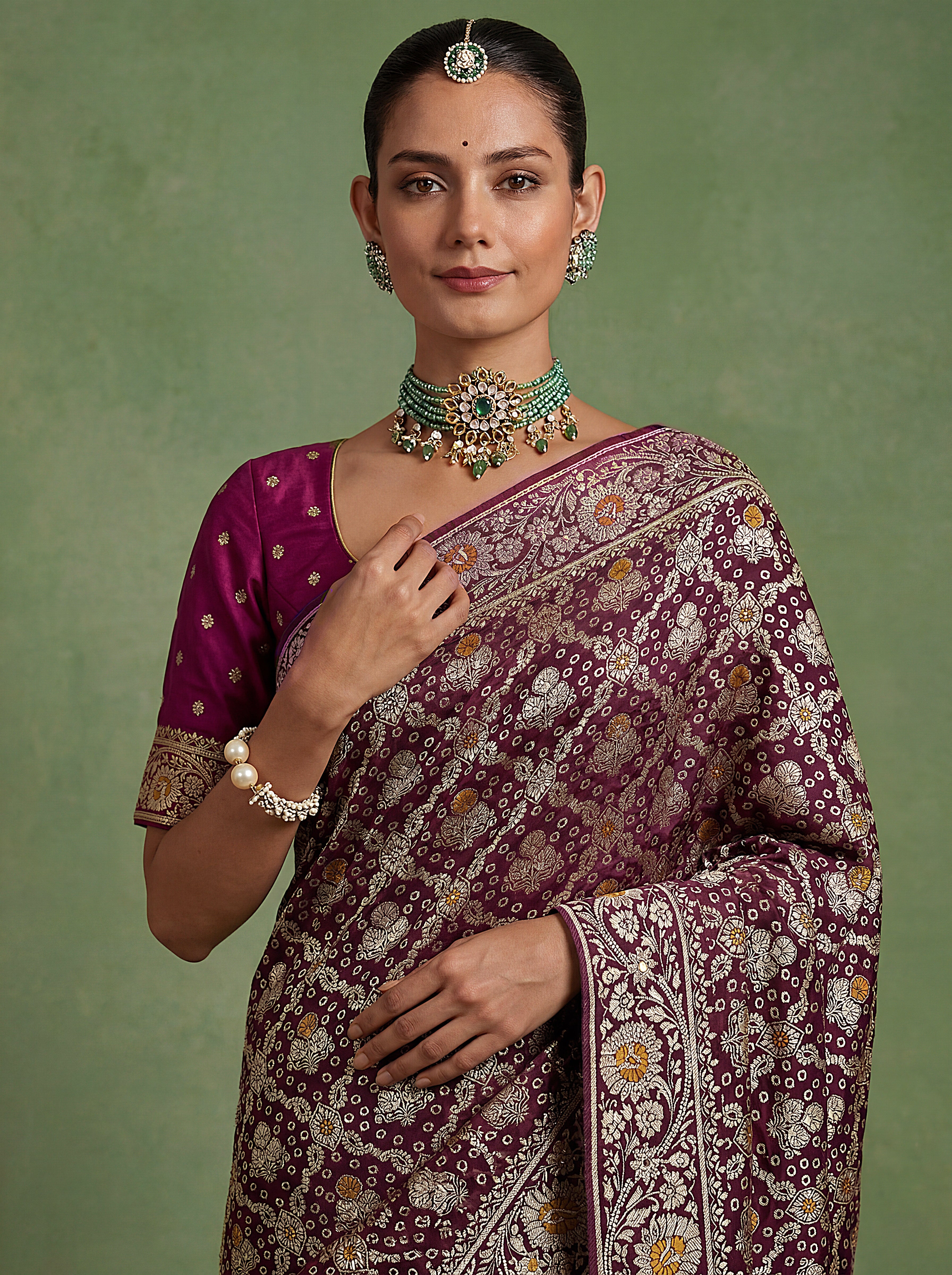 Purple Pashmina Silk Zari Woven Saree with Gold Border & Unstitched Blouse