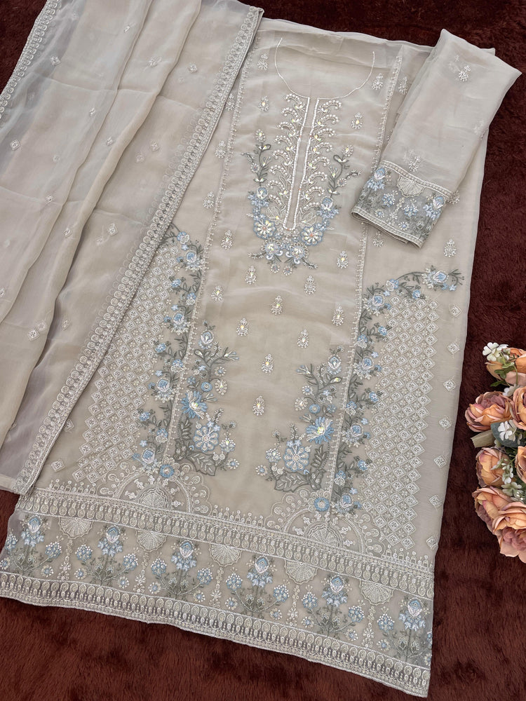 Grey Chiffon Embroidered Salwar Suit with Chiffon Dupatta, photo 3