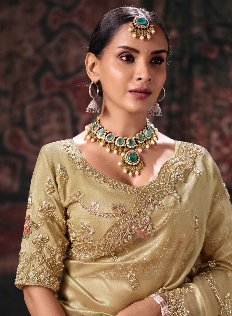 Beige Kanjivaram Silk Saree with Embroidered Vines and Scalloped Border, photo 2