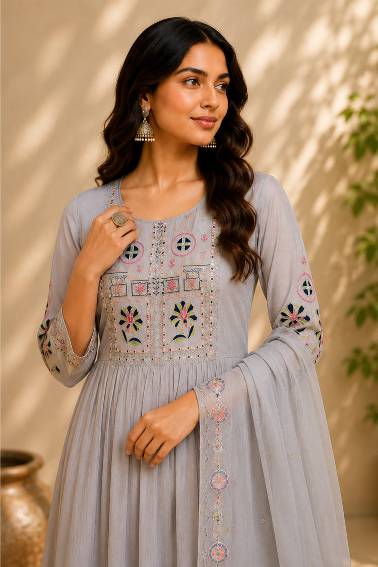 Pale Grey Anarkali Suit with Geometric Yoke and Tasselled Dupatta, photo 3