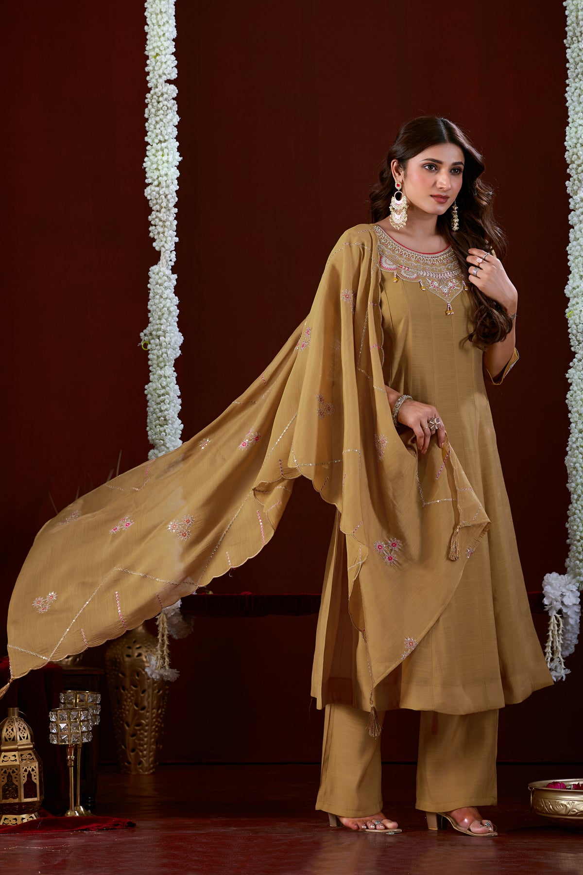Beige Mul Slub Anarkali Kurta Set, photo 3
