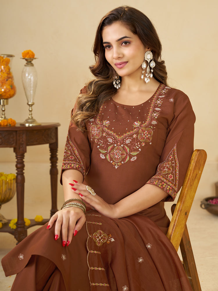 Coffee Marina Silk Embroidered Kurta Set, photo 5